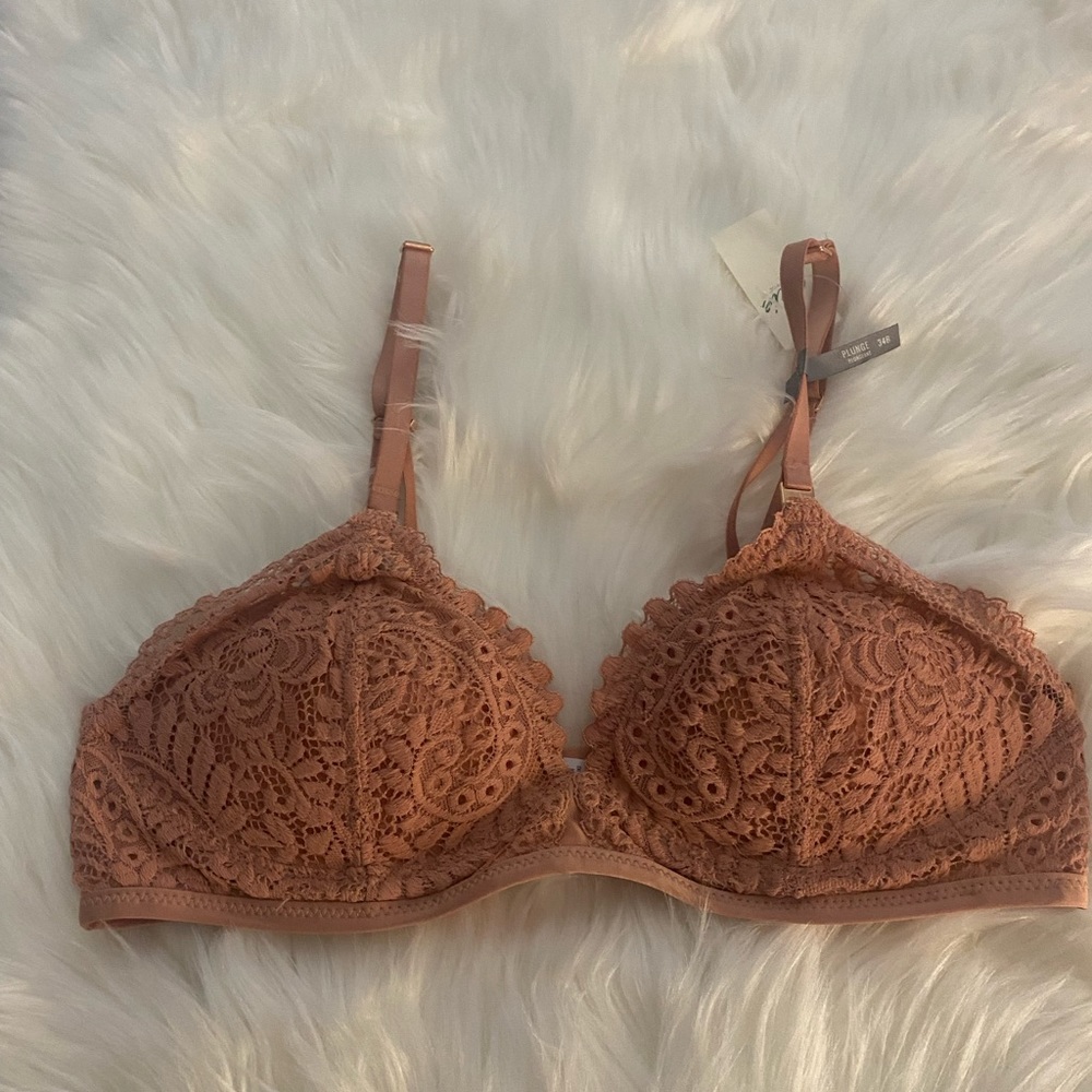 Aerie plunge bra size 34B